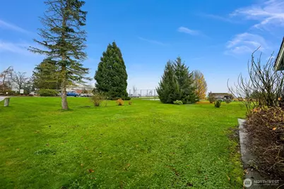 5811 Main Street, Bow, WA 98232 - Photo 39