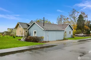 5811 Main St, Bow, WA 98232 - Photo 37