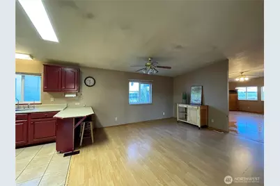 37585 Western Avenue NE, Coulee City, WA 99115 - Photo 15