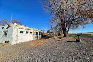 37585 Western Ave NE, Coulee City, WA 99115 - Photo 27