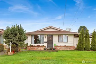 908 Liberty St, Lynden, WA 98264 - Photo 5