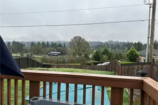 1424 W 11th St, La Center, WA 98629 - Photo 3