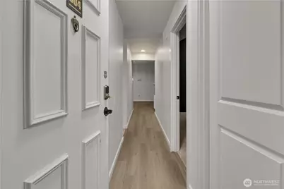 2524 S 317th Street #304, Federal Way, WA 98003 - Photo 3