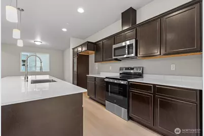 7027 Rainier Drive #G, Everett, WA 98203 - Photo 15