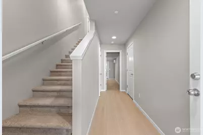 7027 Rainier Drive #G, Everett, WA 98203 - Photo 7