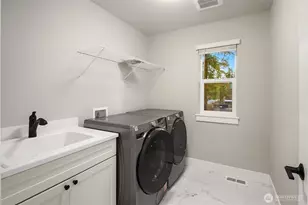 22210 80th Ave W, Edmonds, WA 98026 - Photo 29