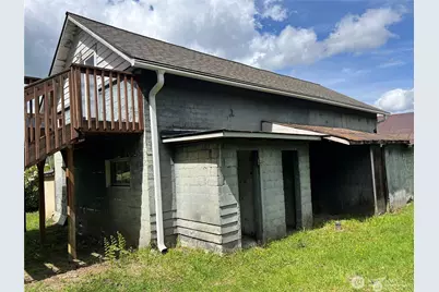 4086 Valley Hwy, Deming, WA 98244 - Photo 7