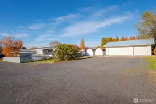 726 E Main Ave, Soap Lake, WA 98851 - Photo 37