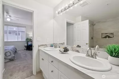 4322 NE 5th Court #105, Renton, WA 98059 - Photo 23