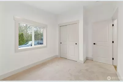 2525 SW 102nd Lane, Seattle, WA 98146 - Photo 31