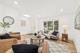 2525 SW 102nd Ln, Seattle, WA 98146 - Photo 7