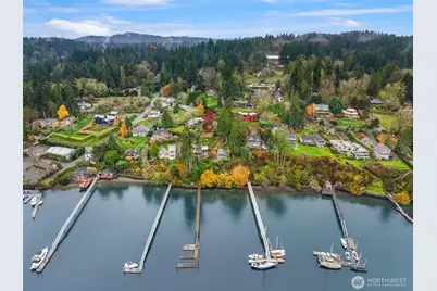 9986 NE Ewing Street, Bainbridge Island, WA 98110 - Photo 1