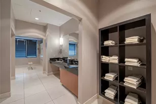 910 Lenora St, Seattle, WA 98121 - Photo 23