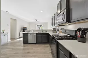 9014 NE 169th St, Arlington, WA 98223 - Photo 9