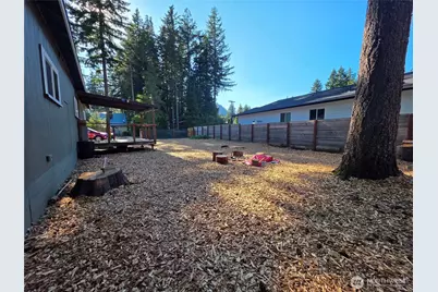 8397 Golden Valley Blvd, Maple Falls, WA 98266 - Photo 13