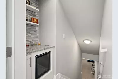 18718 135th Street E, Bonney Lake, WA 98391 - Photo 25