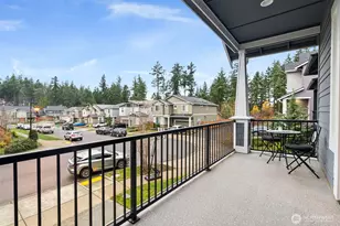 18718 135th St E, Bonney Lake, WA 98391 - Photo 11