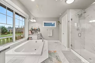 18718 135th St E, Bonney Lake, WA 98391 - Photo 17