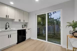 13018 27th Ave NE, Seattle, WA 98125 - Photo 7