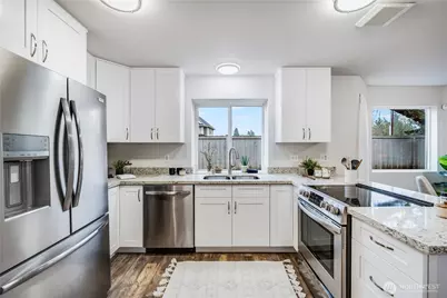 1101 37th Street SE #802, Auburn, WA 98002 - Photo 7