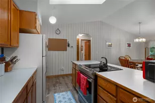 5505 Oyster Bay Rd NW, Olympia, WA 98502 - Photo 11