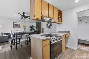 1210 NW Huckle Dr, Bremerton, WA 98311 - Photo 9