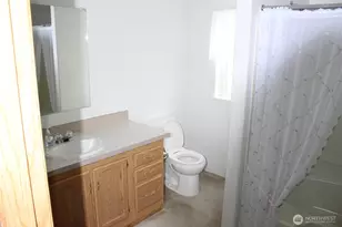 1107 4th St, Davenport, WA 99122 - Photo 5