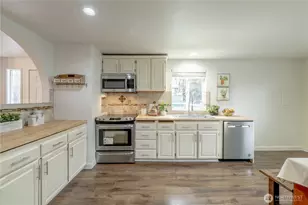 4404 Terrace Dr, Everett, WA 98203 - Photo 9
