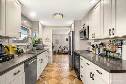 1015 F Street SE, Auburn, WA 98002 - Photo 17