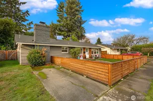 1015 F St SE, Auburn, WA 98002 - Photo 3