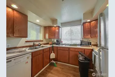 971 Point Brown Avenue SE, Ocean Shores, WA 98569 - Photo 17