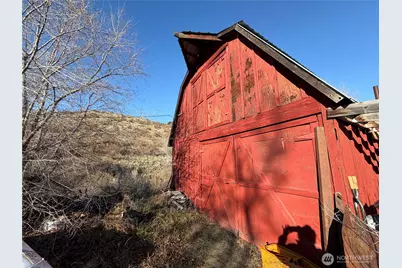 23227 Highway 20, Okanogan, WA 98840 - Photo 5