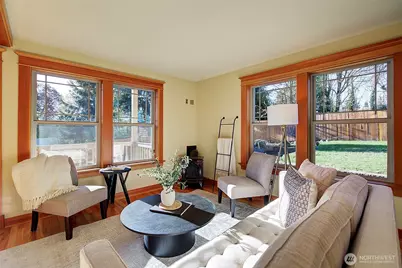 311 NE 117th Street, Seattle, WA 98125 - Photo 13