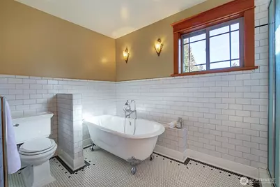 311 NE 117th Street, Seattle, WA 98125 - Photo 23