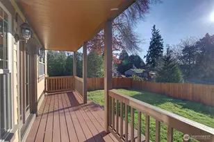 311 NE 117th St, Seattle, WA 98125 - Photo 15