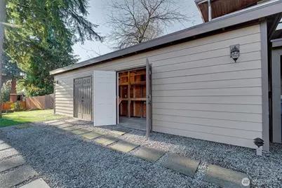 311 NE 117th Street, Seattle, WA 98125 - Photo 39