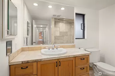 10000 48th Avenue NE, Seattle, WA 98125 - Photo 17