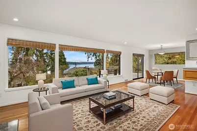 10000 48th Avenue NE, Seattle, WA 98125 - Photo 7