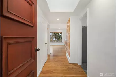 10000 48th Avenue NE, Seattle, WA 98125 - Photo 5