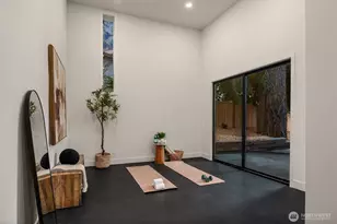 2627 96th Ave NE, Clyde Hill, WA 98004 - Photo 35