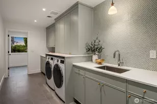 2627 96th Ave NE, Clyde Hill, WA 98004 - Photo 35