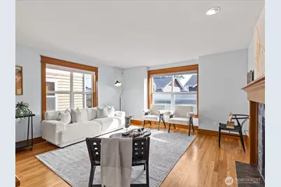 3018 SW Hinds Street, Seattle, WA 98126 - Photo 5