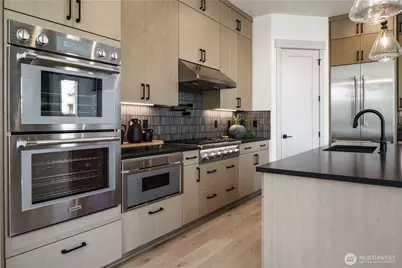 16405 30th Avenue E #6, Tacoma, WA 98446 - Photo 9