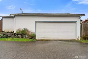 217 E Gilman Ave, Arlington, WA 98223 - Photo 25