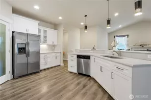 627 S 166th St, Spanaway, WA 98387 - Photo 15