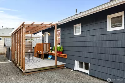 1202 Broadway Avenue, Bremerton, WA 98337 - Photo 35