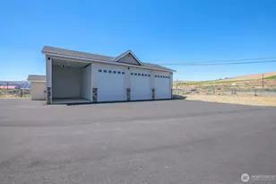 9967 W 8 Road NW, Quincy, WA 98848 - Photo 7