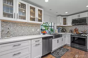 1073 SW 326th St, Federal Way, WA 98023 - Photo 5