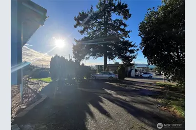 22502 8th Avenue S, Des Moines, WA 98198 - Photo 21