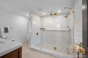 12216 Palatine Ave N, Seattle, WA 98133 - Photo 19